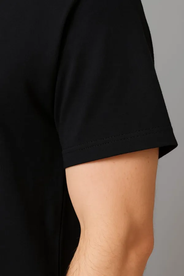 Black_Cotton_Printed_Round_neck_T-Shirt_For_Men