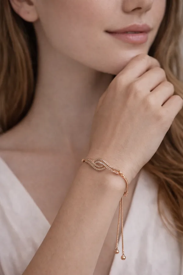 Golden_Alloy_Bracelet_For_Women