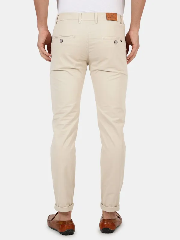 Beige_Poplin_Laffer_Premium_Fabric_Chinos_For_Men
