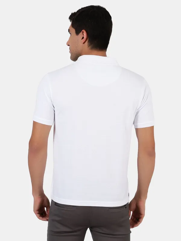 White_Cotton_Premium_Fabric_Polo_T_Shirt_For_Men