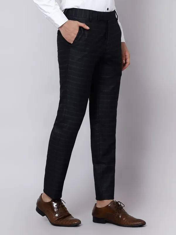 Black_Terry_Rayon_Premium_Fabric_Trousers_For_Men