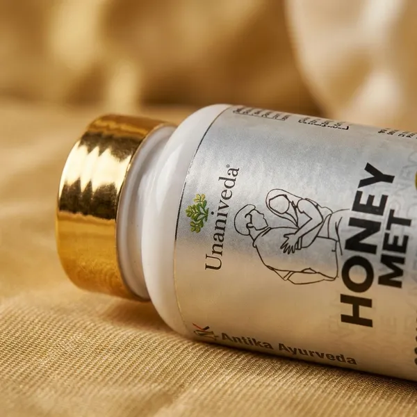 White_And_Silver_Honey_Met_Capsule_And_Oil_For_Unisex