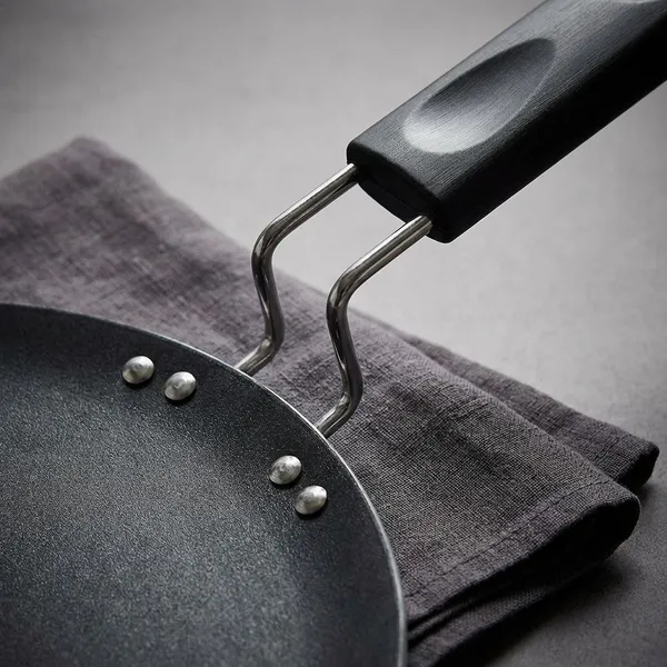 Black_Tawa_25_Cm_Diameter_Iron