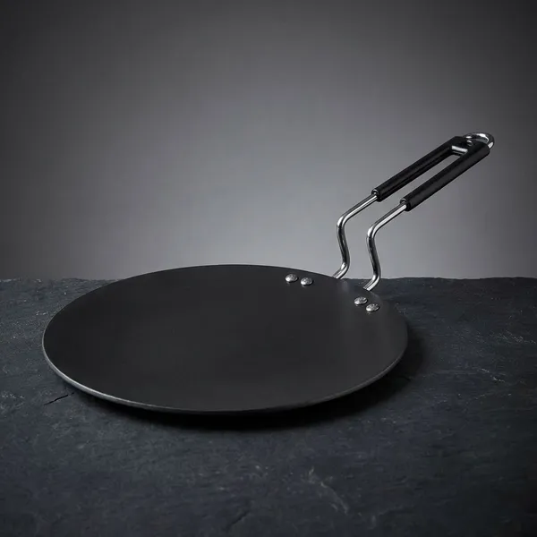 Black_Tawa_25_Cm_Diameter_Iron