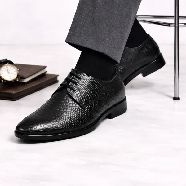 Vertex_Black_Genuine_Leather_Crocodile_Textured_Lace_Up_Formal_Shoes_For_Men