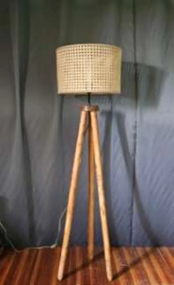 Brown_Rattan_Photoshoot_Lamp_For_Home_Decor