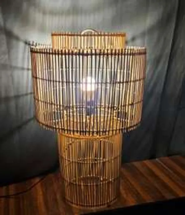 Brown_Cane_Handmade_Floor_Lamp_For_Home_Decor