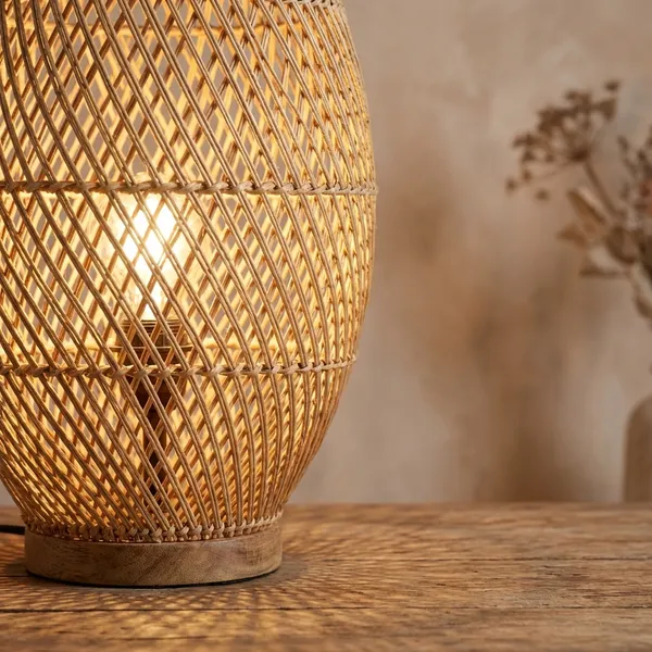 Brown_Cane_Handmade_Floor_Lamp_For_Home_Decor