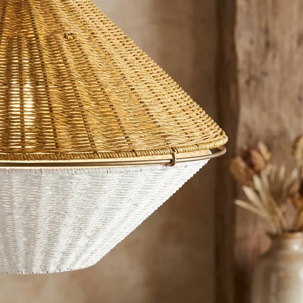 Brown_Rattan_With_Raffia_Hanging_Lamp_For_Home_Decor