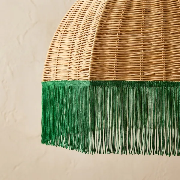 Brown_Cane_Hanging_Lamp_For_Home_Decor