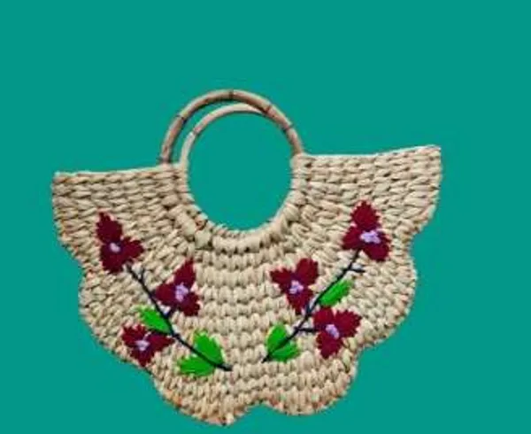 Brown_Rattan_Handmade_Basket_For_Home_Decor