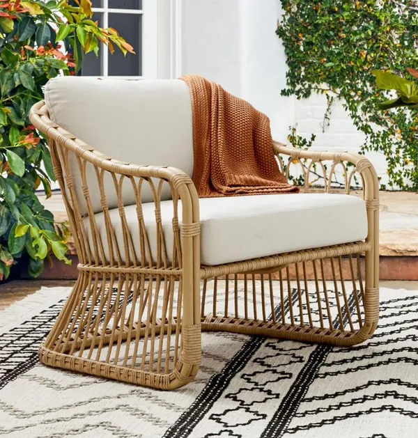 Brown_Unique_Bamboo_Cane_Chair_For_Home_Decor