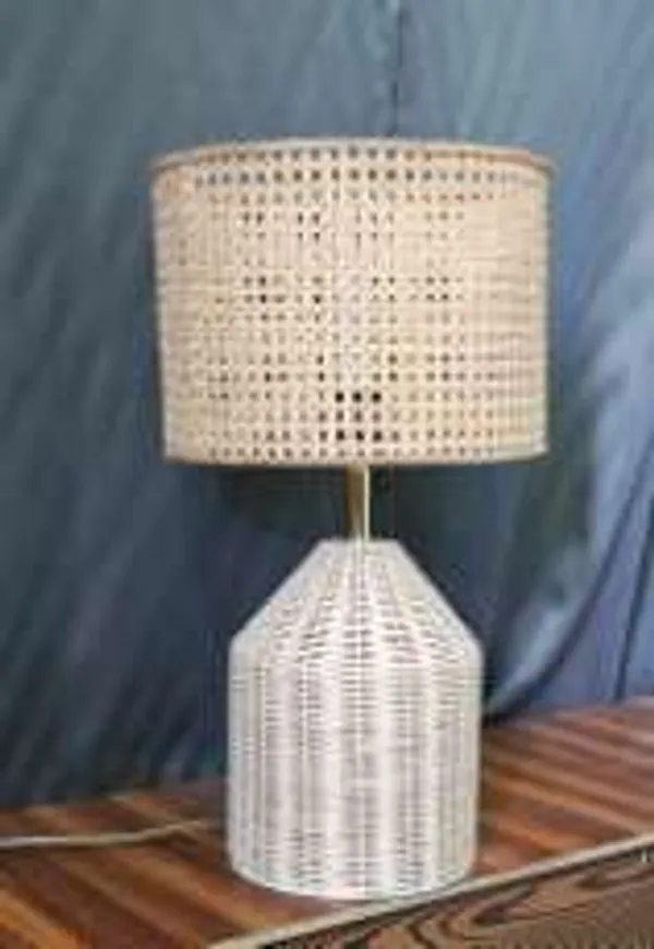 Brown_Unique_Cane_Table_Lamp_For_Home_Decor