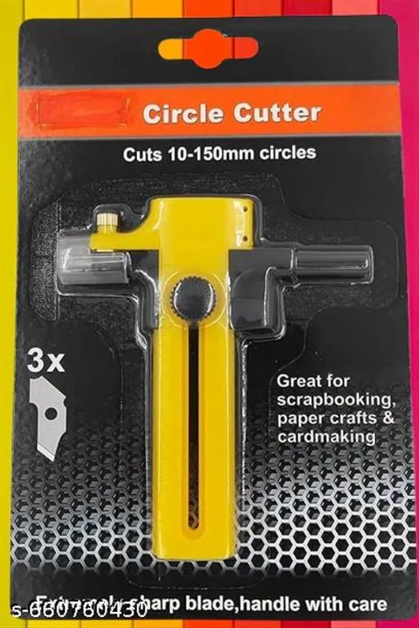 Yellow_And_Black_Plastic_Cutting_Tools_For_Students