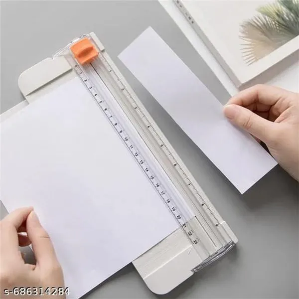 Multicolor_Plastic_Geometry_And_Rulers_For_Students