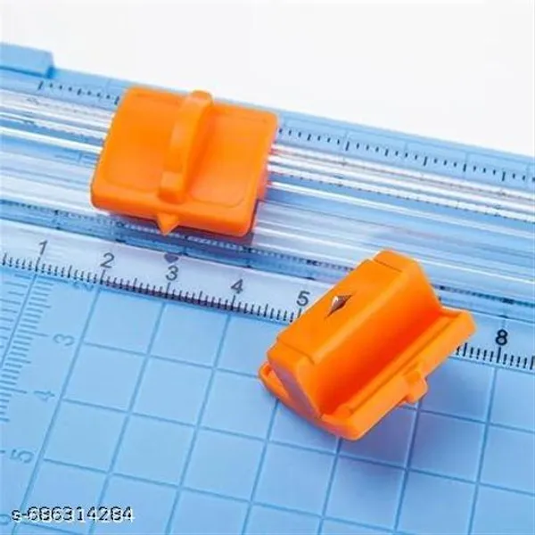 Multicolor_Plastic_Geometry_And_Rulers_For_Students