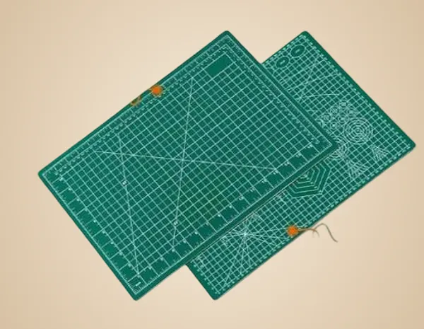 Green_Pvc_Cutting_Tools_For_Students