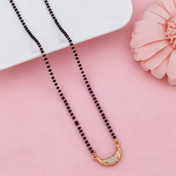 Golden_Modern_Mangalsutra_Necklace_With_Curved_Stone_Pendant_With_Beads_Chain_For_Women