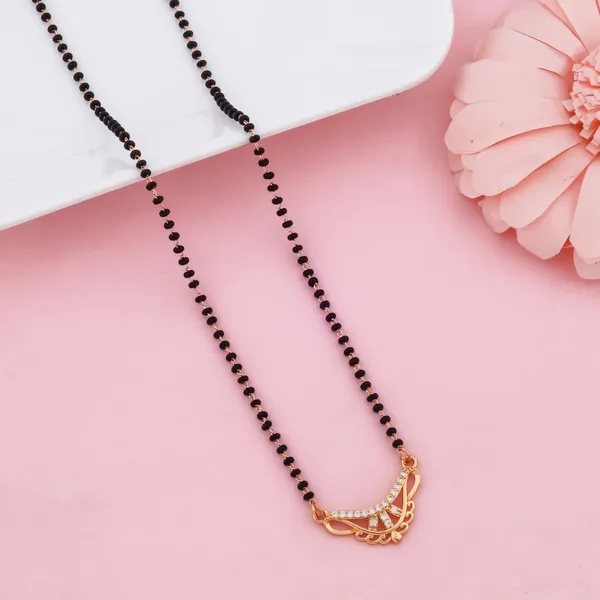 Golden_Aurielle_Flow_Contemporary_Mangalsutra_With_Bead_Chain_For_Women