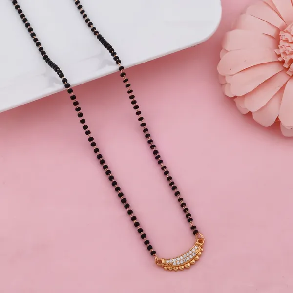 Golden_Luxury_Curved_Diamond_Finish_Mangalsutra_Necklace_For_Women