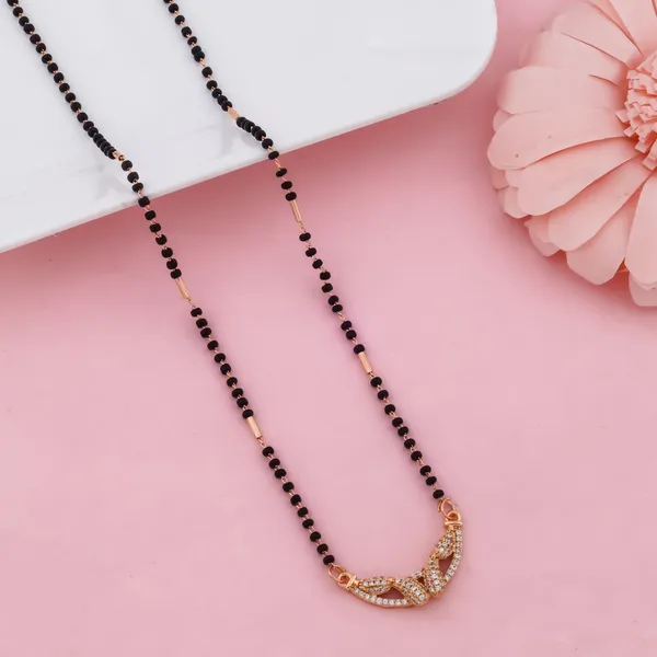 Golden_Modern_Curve_Mangalsutra_Necklace_With_Diamond_Inspi_Detailing_For_Women