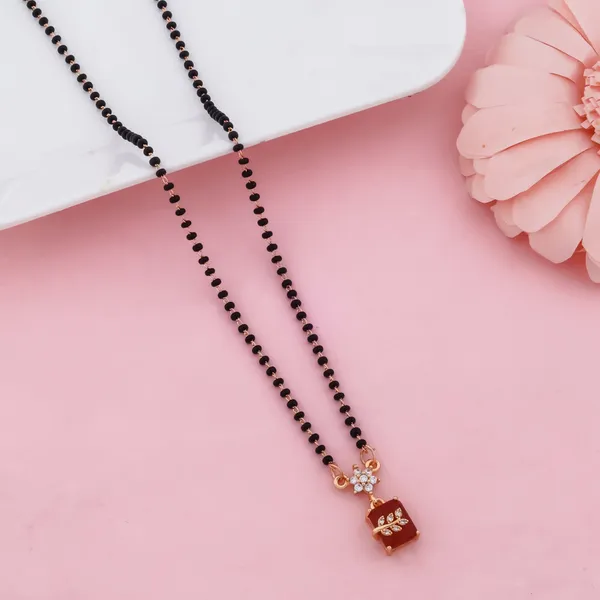 Golden_Modern_Stone_Mangalsutra_Necklace_For_Women
