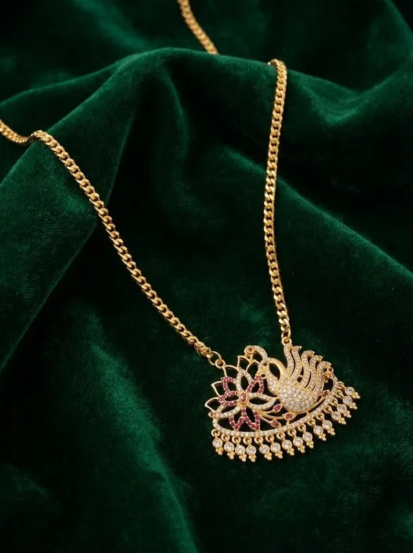Rajkumari_Filigree_Crown_Pendant_Necklace
