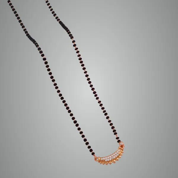 Golden_Luxury_Curved_Diamond_Finish_Mangalsutra_Necklace_For_Women