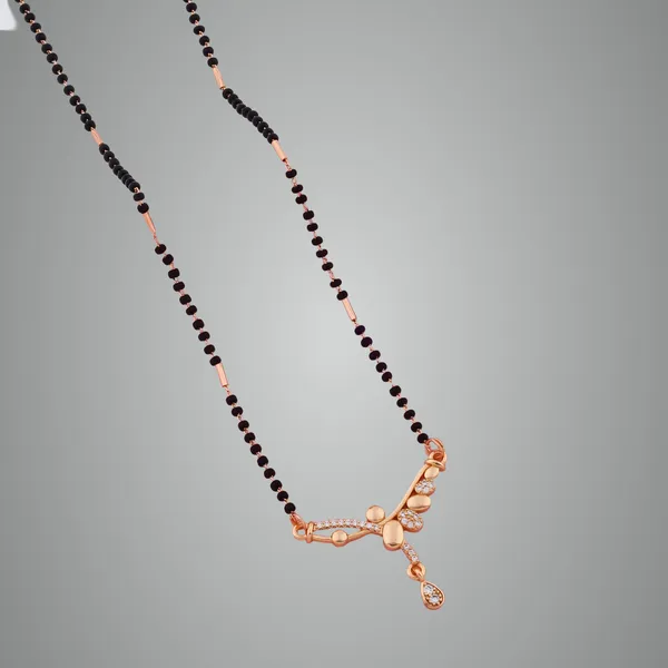Golden_Aurielle_Y_Curve_Drop_Mangalsutra_Modern_Elegance_Design_For_Women