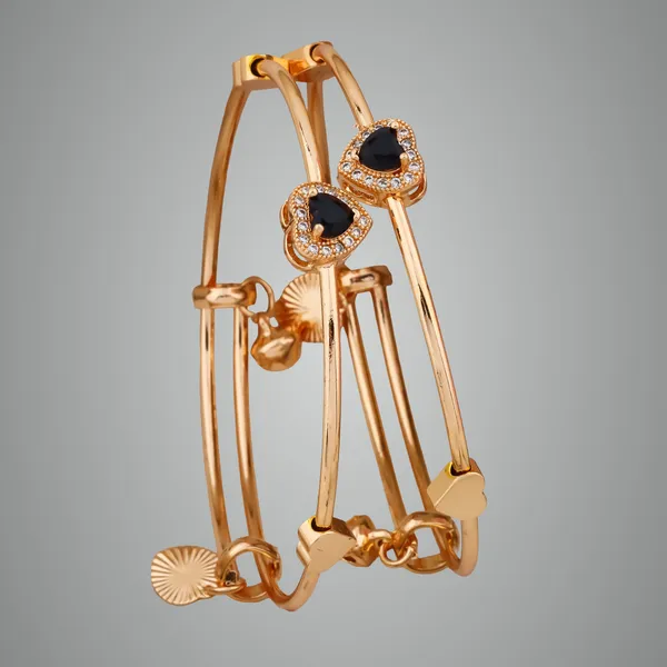 Golden_Premium_Tone_Bracelet_For_Women