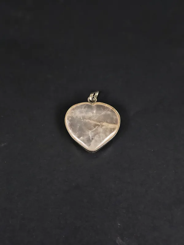 Rose_Quartz_Pendant_For_Self_Love_&_Peaceful_Relationship