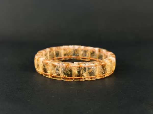 Citrine_Rectangle_Shape_Bracelet_For_Success_&_Abundance