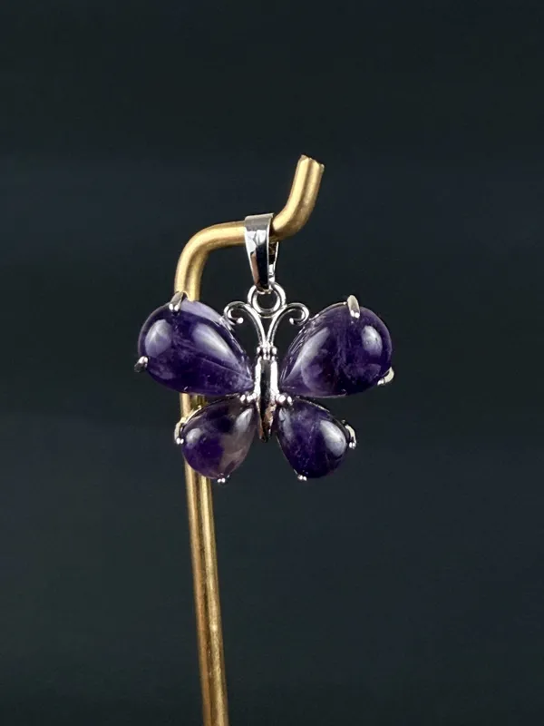 Amethyst_Butterfly_Pendant_For_Focus_And_Concentration
