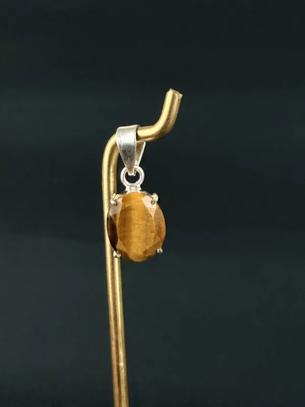 Tiger_Eye_Diamond_Pendant_For_Confidence_&_Luck