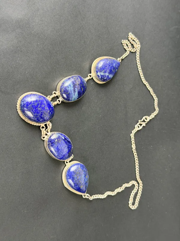 Lapis_Lazuli_Oval_Shape_Necklace