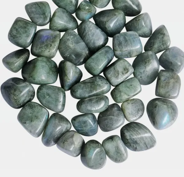 Labrodorite_Tumble