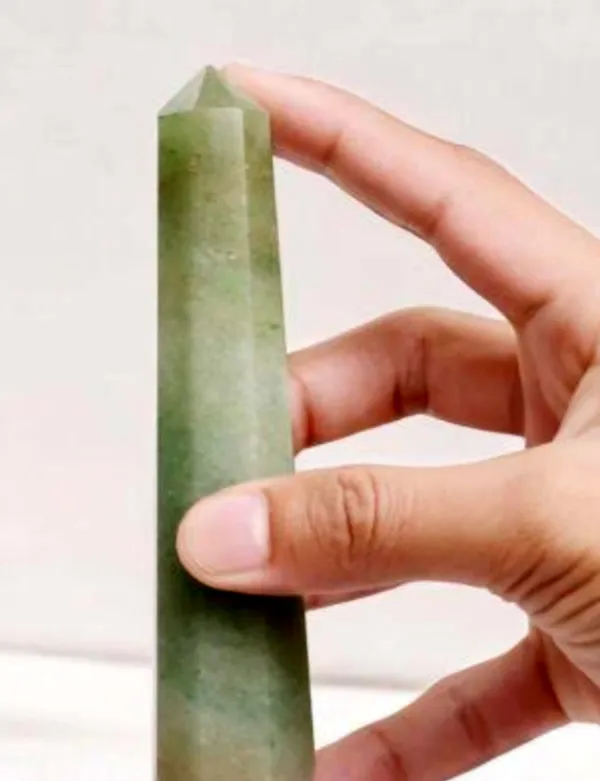 Green_Aventurine_Pencil_For_Prosperity_&_Growth