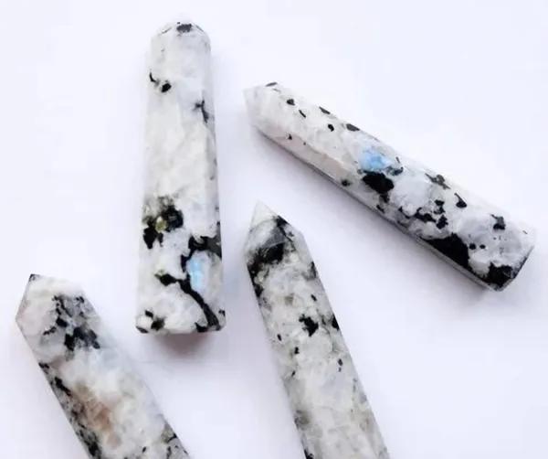Rainbow_Moonstone_Pencil_For_Faminine_Energy_&_Emotinal_Balance