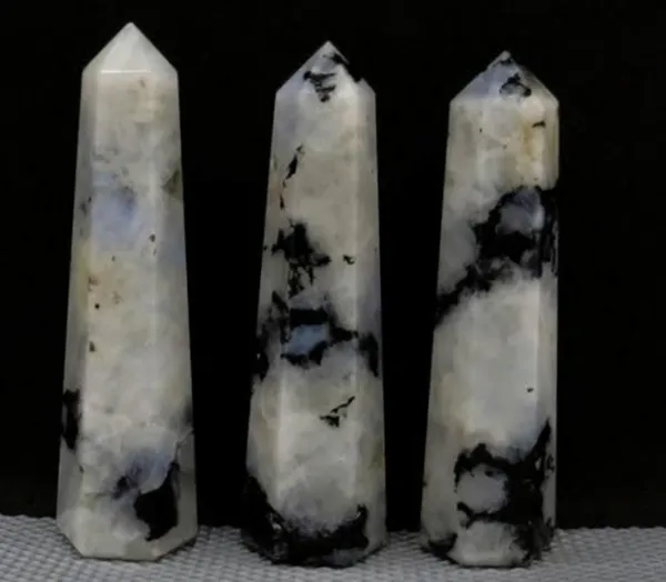 Rainbow_Moonstone_Pencil_For_Faminine_Energy_&_Emotinal_Balance