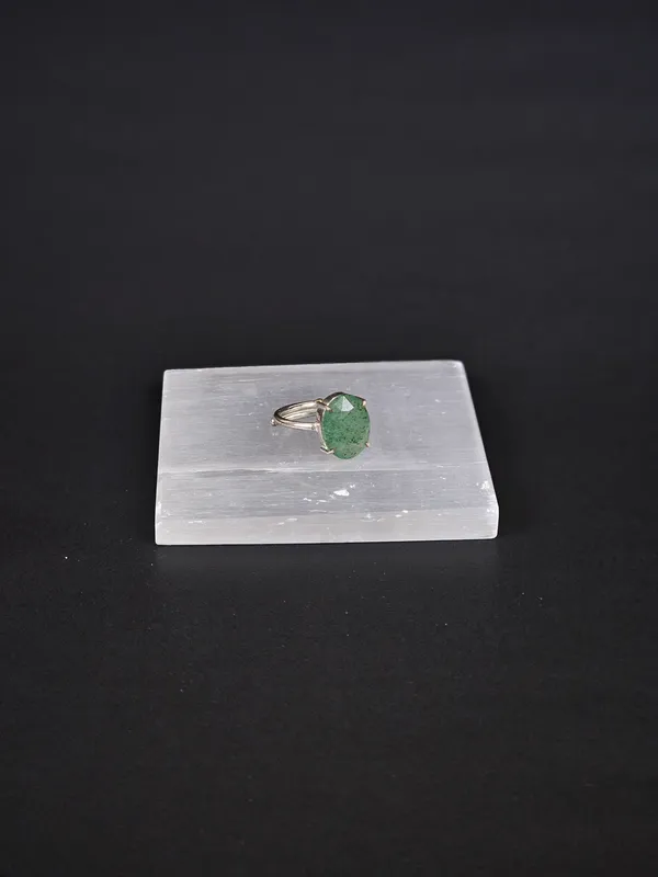Green_Aventurine_Rings_For_Prosperity_&_Growth