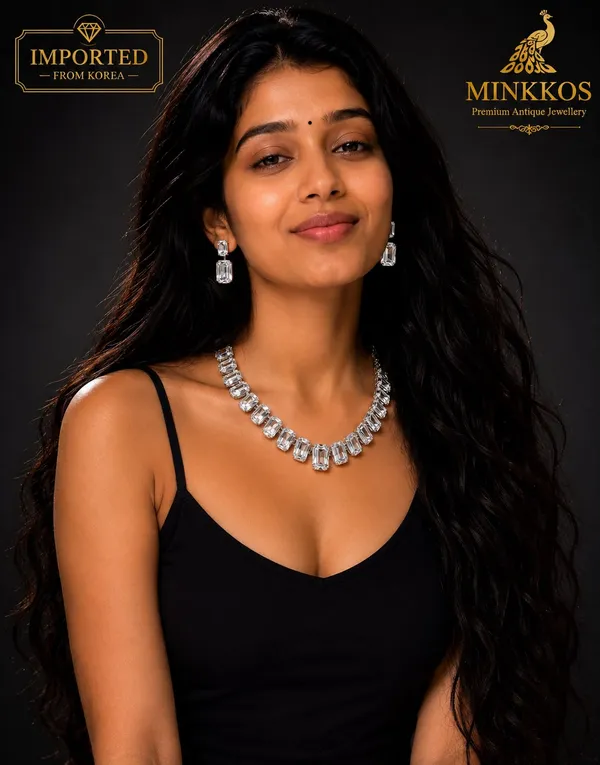 Crystal_Luxe_Swarovski®_Imported_Necklace_&_Earring_Set