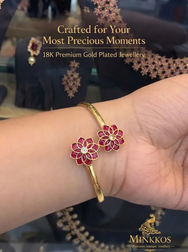 Royal_Floral_Ruby_Gold_18K_Bracelet