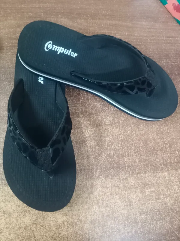 Black_Eva_Lightweight_Daily_Wear_Flip_Flops_For_Women_And_Girls