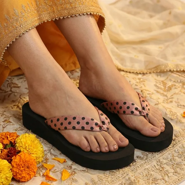 Peach_Eva_Lightweight_Daily_Wear_Flip_Flops_For_Women_And_Girls