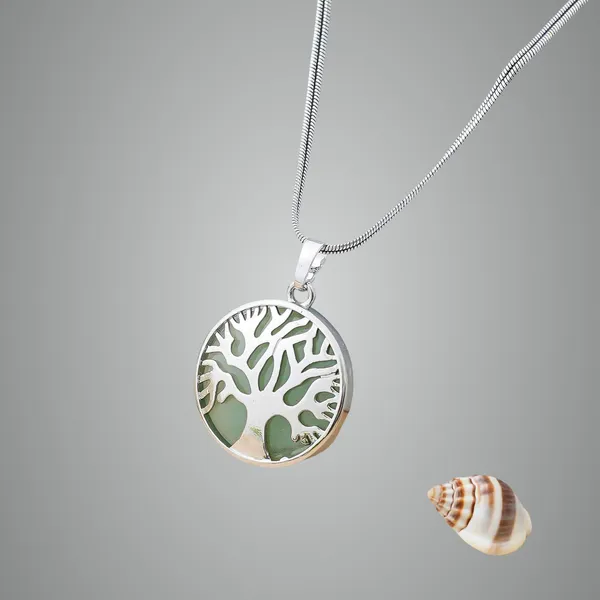 Blue_Crystal_Tree_Of_Life_Pendant_Simple_White_Crystal_Mineral_Jewellery_For_Men_Women_Pendulum_Necklace_Family_Tree_Necklace_Tree_Of_Life_Gemstone_Onis