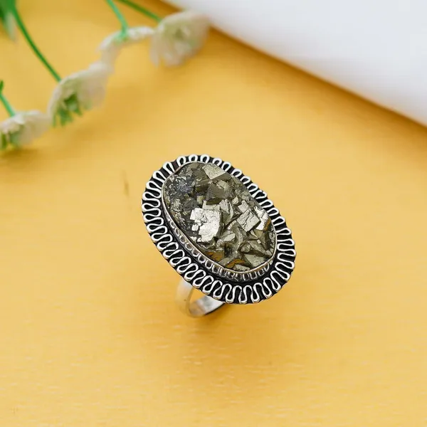 Grey_&_Blue_Flash_Arts_Crystal_Products_Natural_Labradorite_Ring_Set_For_Women_Vintage_Joint_Knuckle_Stackable_Rings_Oval_Gemstone_Ring