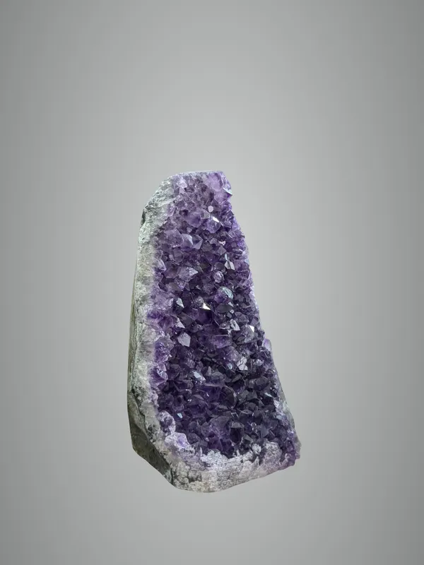 Purple_Amethyst_Cluster_Geode_Natural_Amethyst_Cluster_Gemstone_Cave_Brazilian_Amethyst_Cluster_Raw_Rough_Stones_For_Reiki_Healing_Vastu_Correction