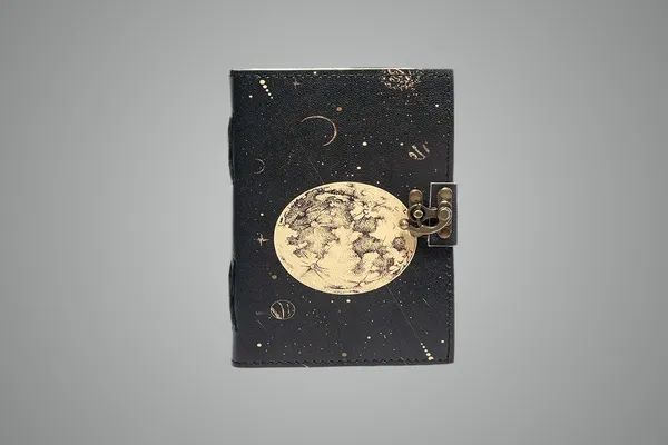 Black_Leather_&_Paper_Diary_For_Unisex