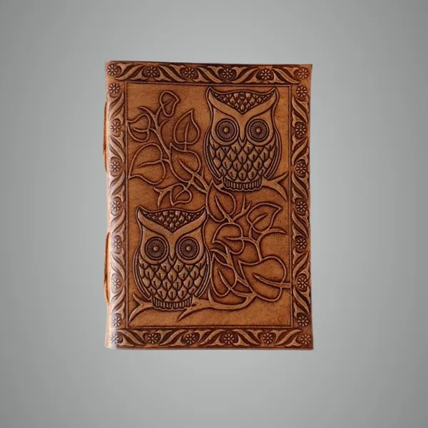 Brown_Leather_&_Paper_Diary_For_Unisex