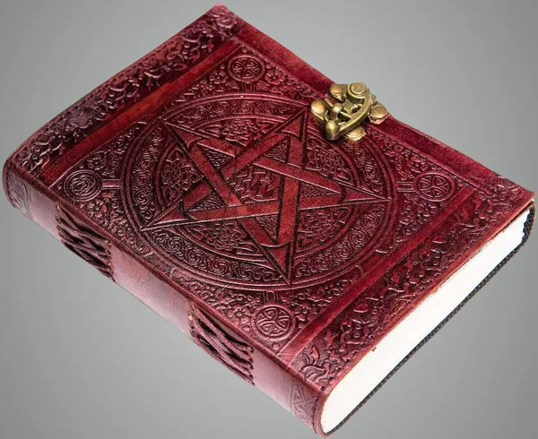 Maroon_Leather_&_Paper_Diary_For_Unisex